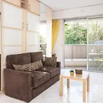 Cosy - Front De - *