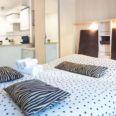 Cosy - Front De - Menton