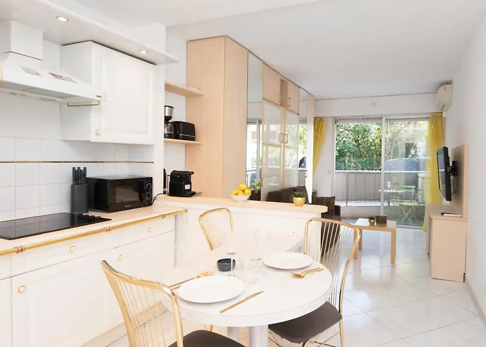 Cosy - Front De - Apartman *